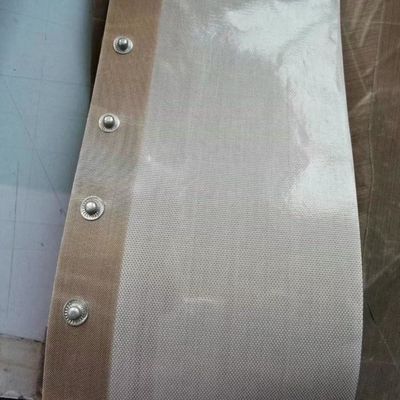 Il  PTFE ha ricoperto i nastri trasportatori della fibra di vetro di bottone